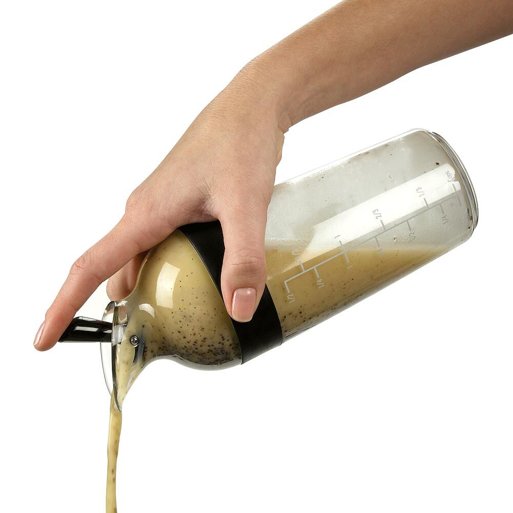 Salad Dressing Shaker R9