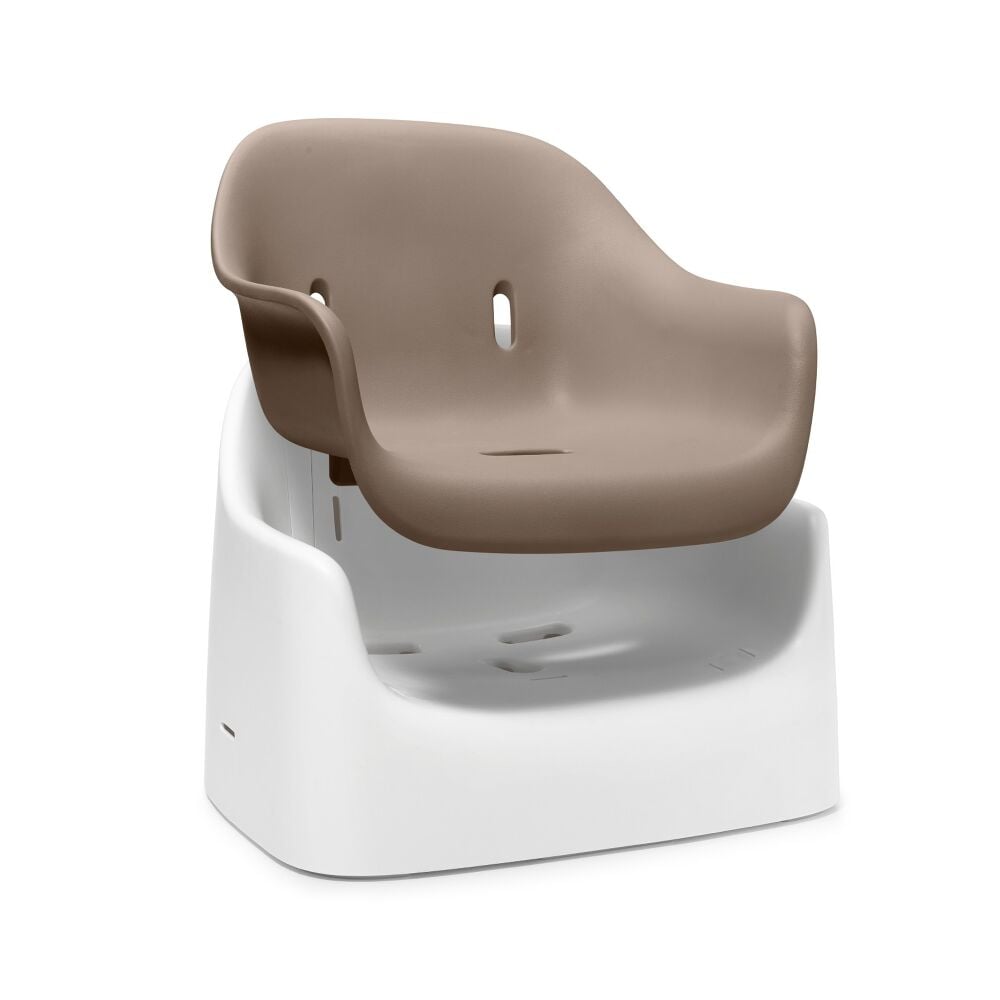 Nest Booster Seat with Removable Cushion R6