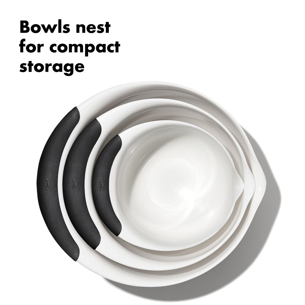 3 Quart Mixing Bowl G8