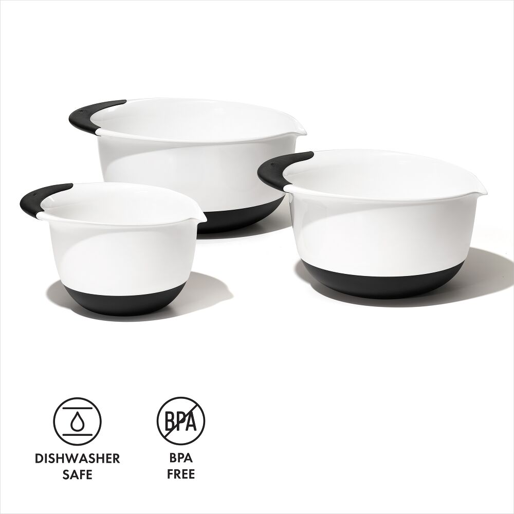 3 Quart Mixing Bowl G8