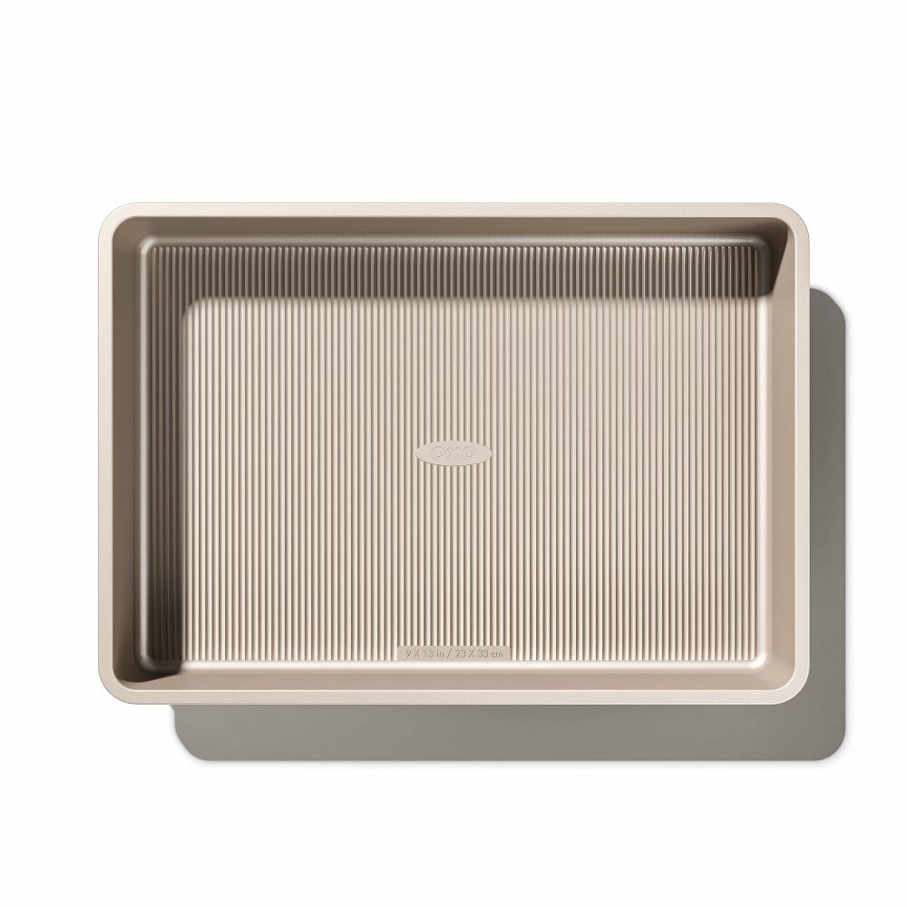 Non-Stick Pro Cake Pan - 9" x 13" Q4