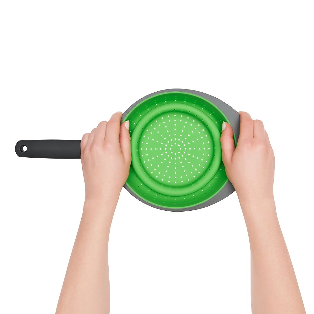Silicone Collapsible Strainer (2.0 Qt) M0
