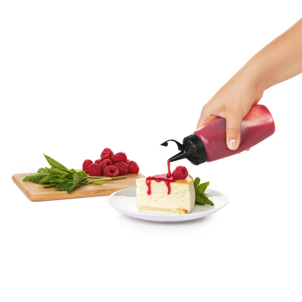 OXO Chef's Squeeze Bottles - 6 ounces E2