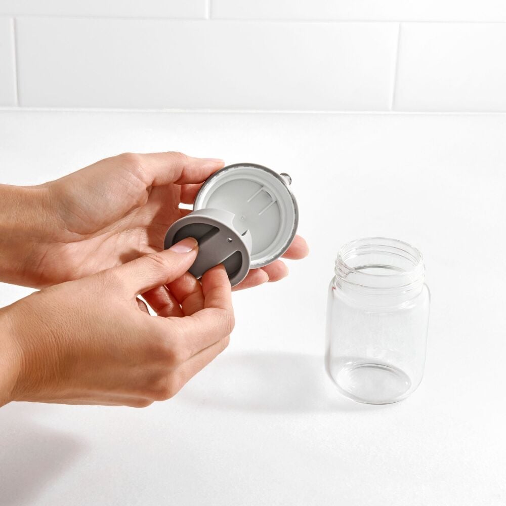 Precision Pour Glass Dispenser - 5 oz L2