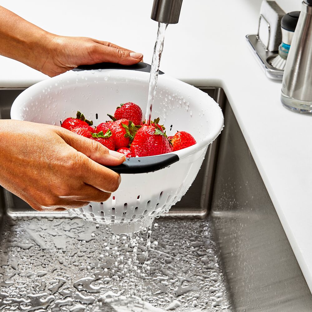 Plastic Colander P8