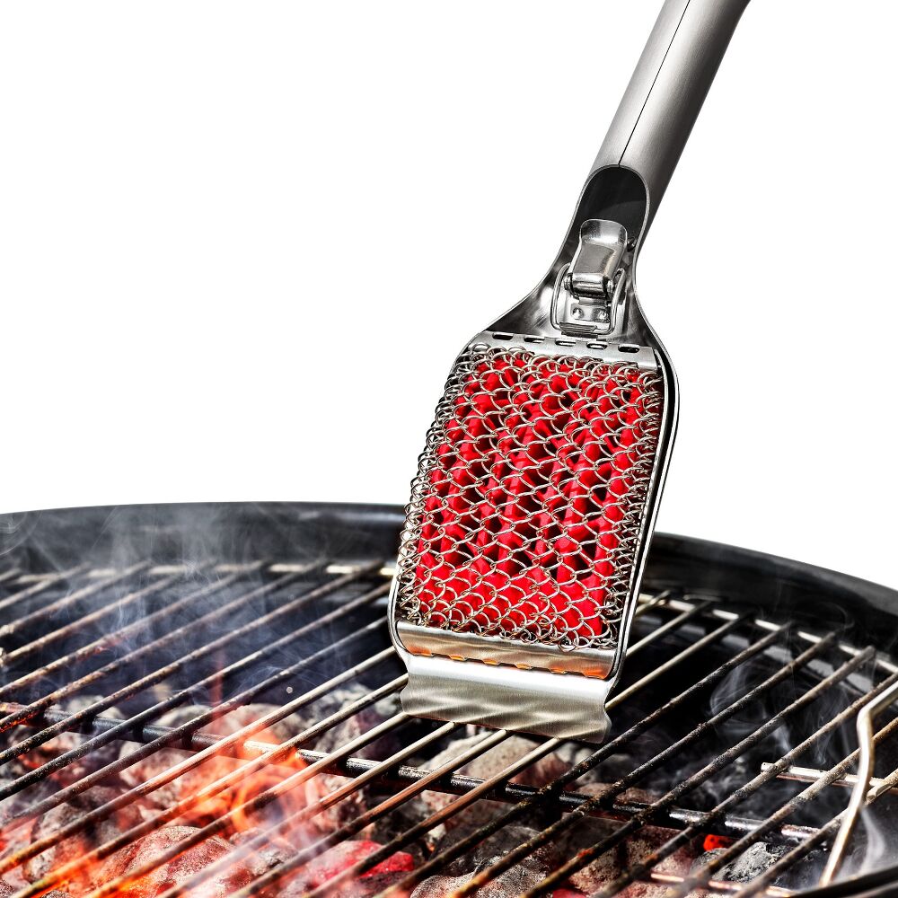 Coiled Grill Brush With Replaceable Head C6