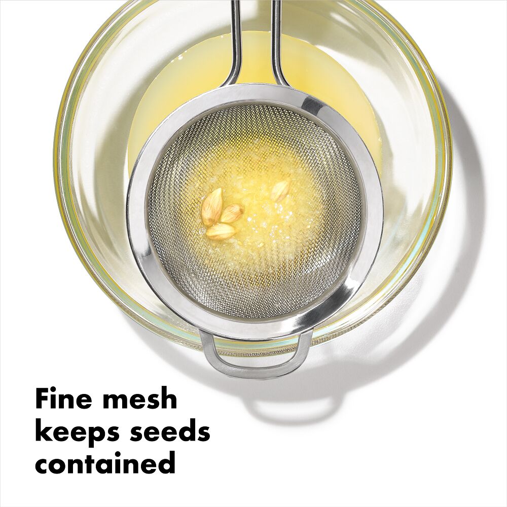 OXO Good Grips 3 in./7.6 cm Mini Strainer R6