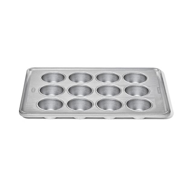 Nonstick Pro Clear Coated 12 Cup Muffin Pan U7