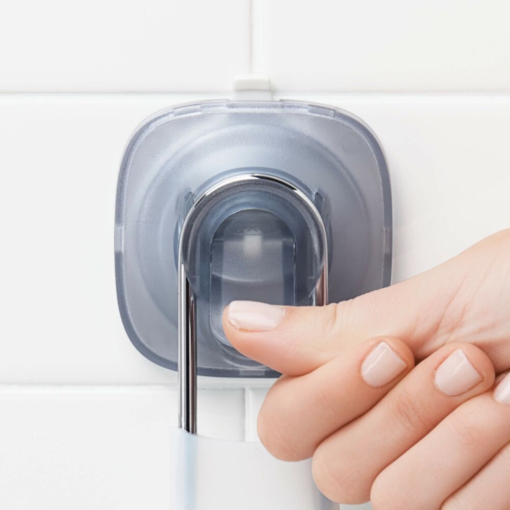 StrongHold™ Suction Fogless Mirror L6