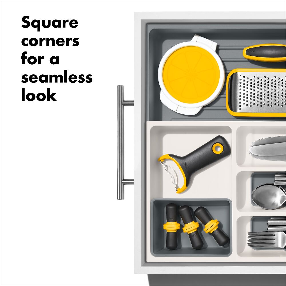 OXO Good Grips Expandable Utensil Drawer Organizer E4