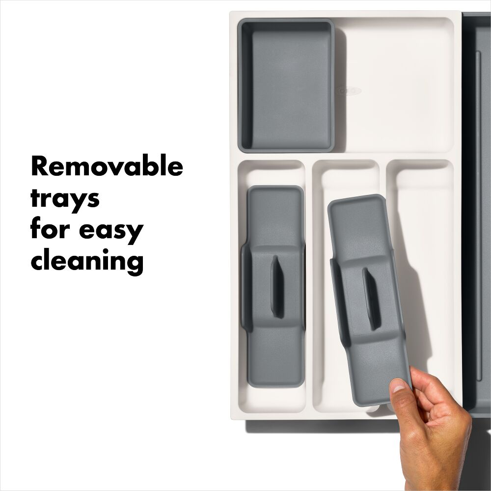 OXO Good Grips Expandable Utensil Drawer Organizer E4