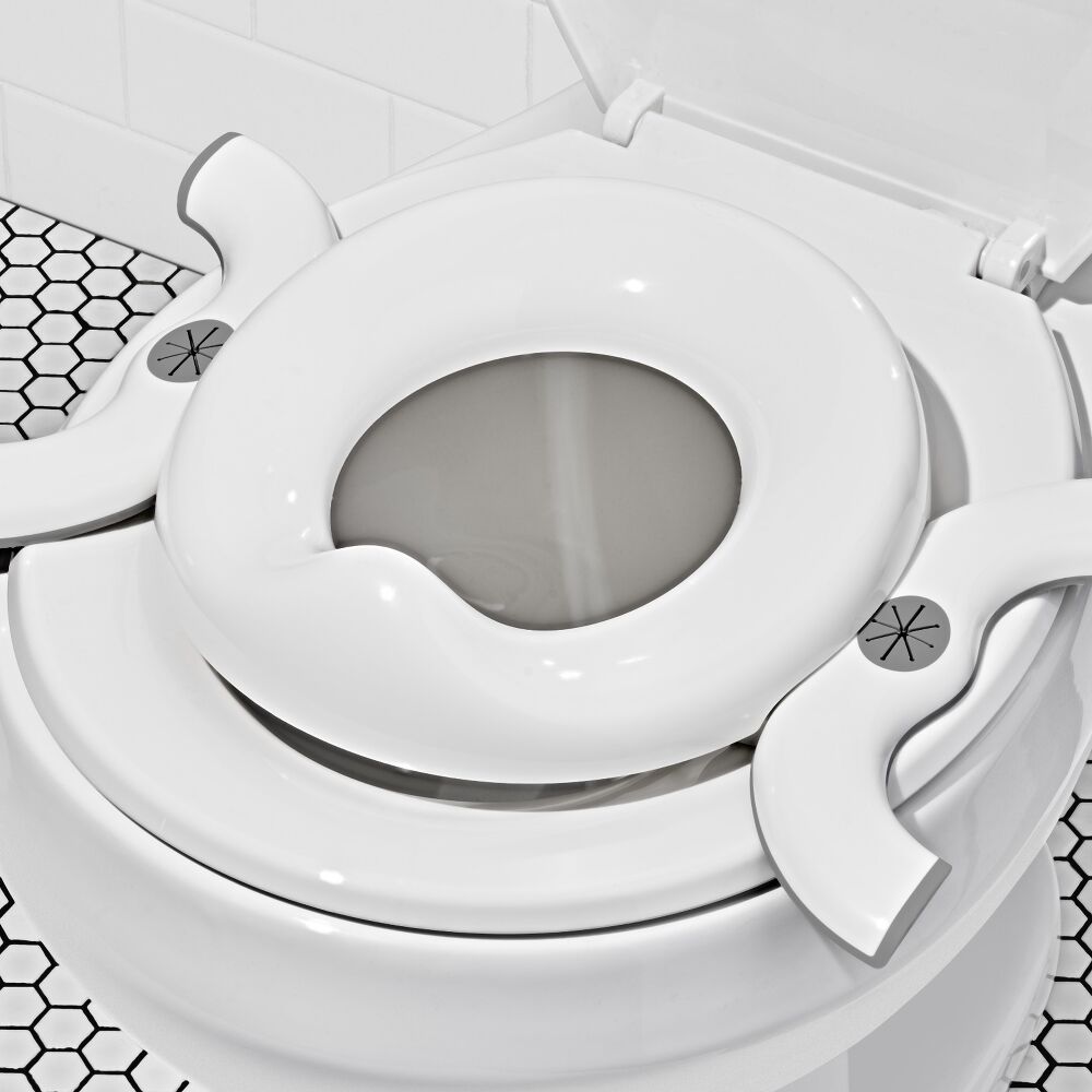 2-in-1 Go Potty™ with Travel Bag J5