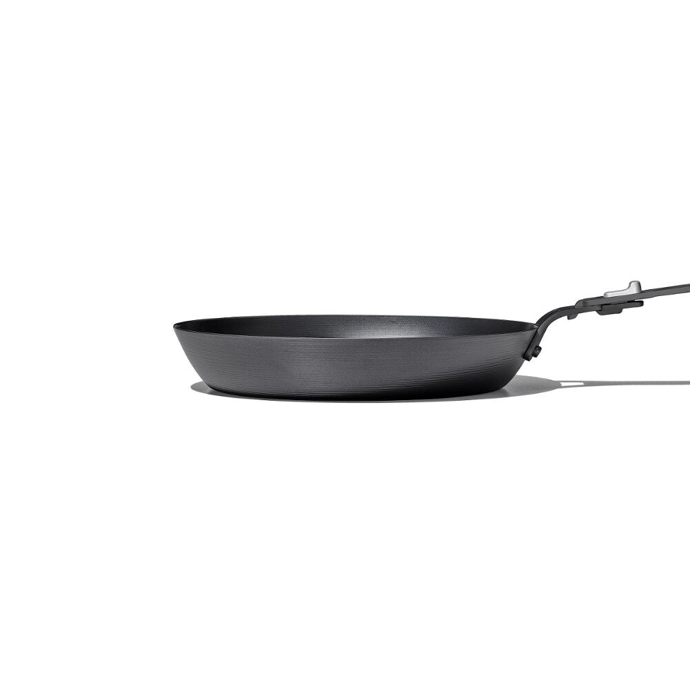 Carbon Steel With Removable Handle 10in Pan D8