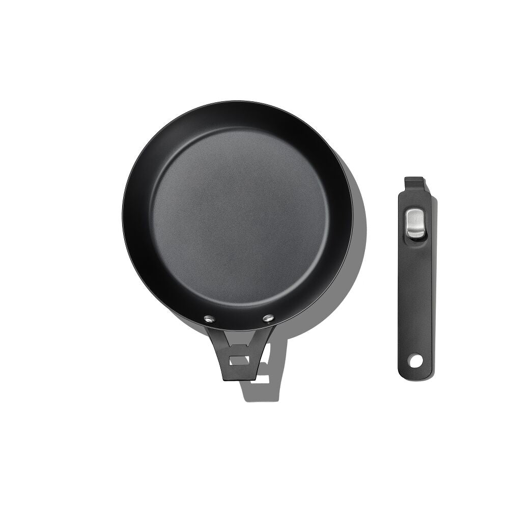 Carbon Steel With Removable Handle 8in Pan Y3