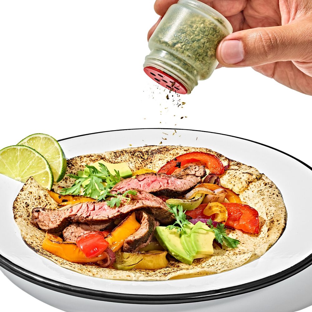 Outdoor 7-Piece Spice Shaker & Squeeze Bottle Set S6