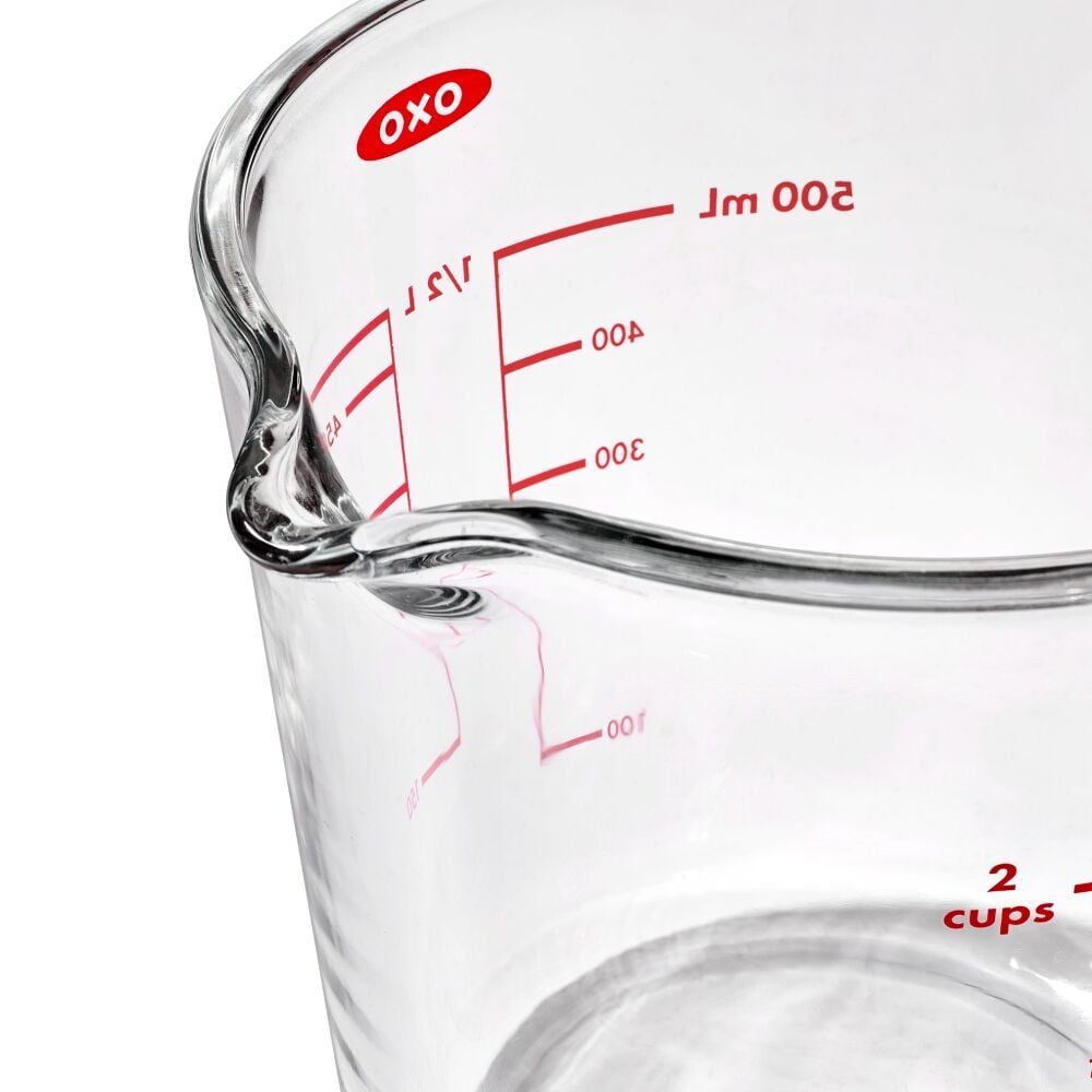 2 Cup Glass Measuring Cup with Lid W0