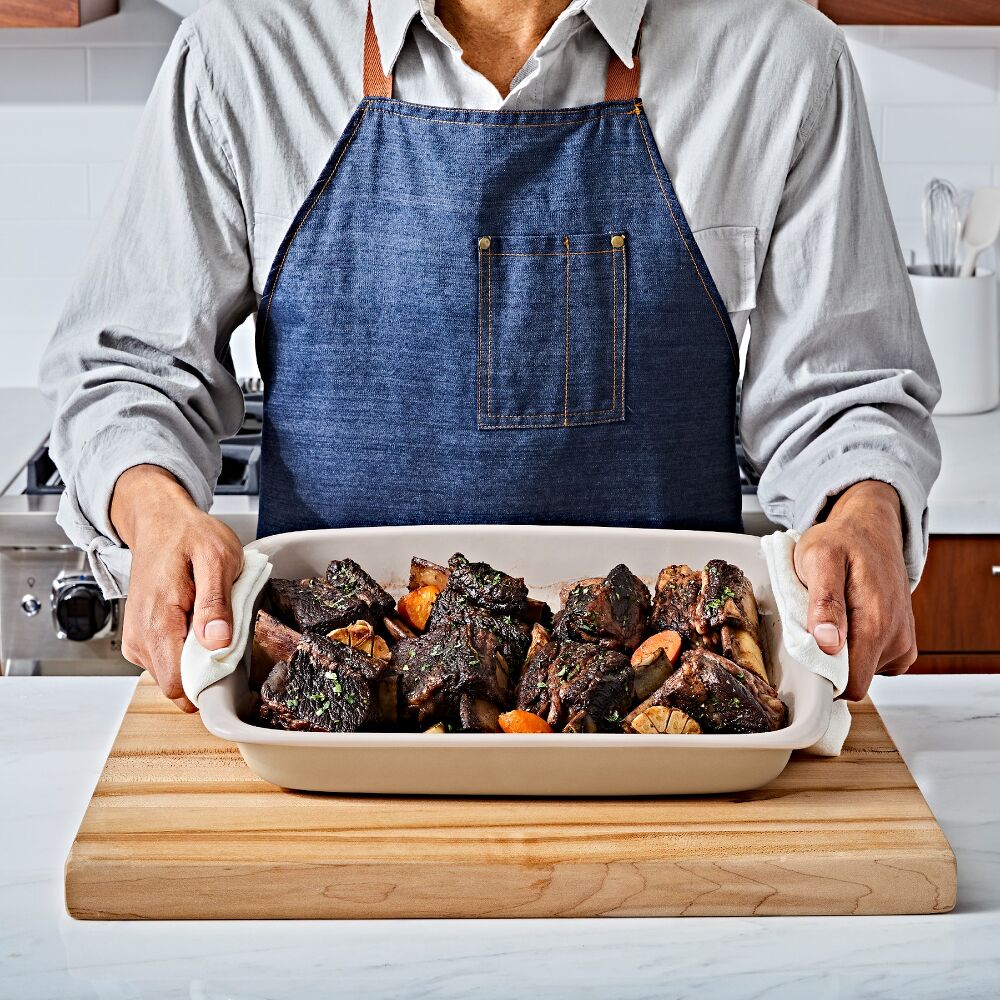 2 Qt Square Stoneware Baking Dish F1