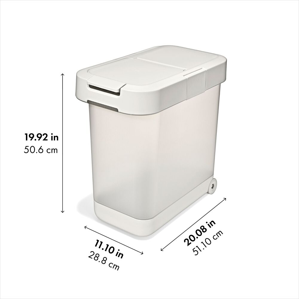 OXO Pet Airtight Food Container with Scoop — Large R6