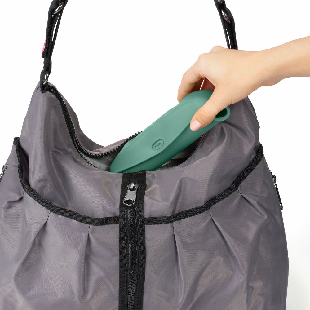 Roll-Up Bib Set V1