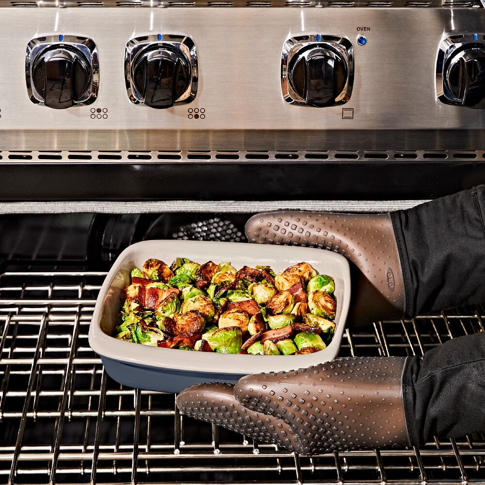 3 Qt Rectangular Stoneware Baking Dish R6