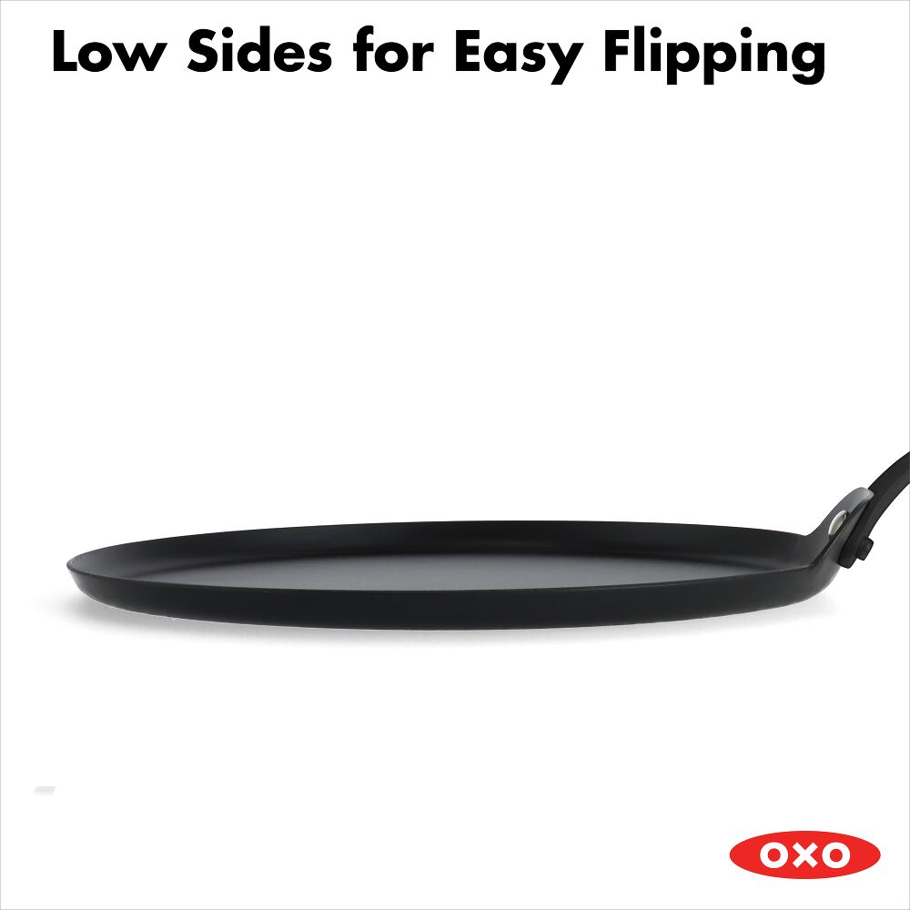 Obsidian Carbon Steel 10-Inch Crêpe Pan with Silicone Sleeve O7