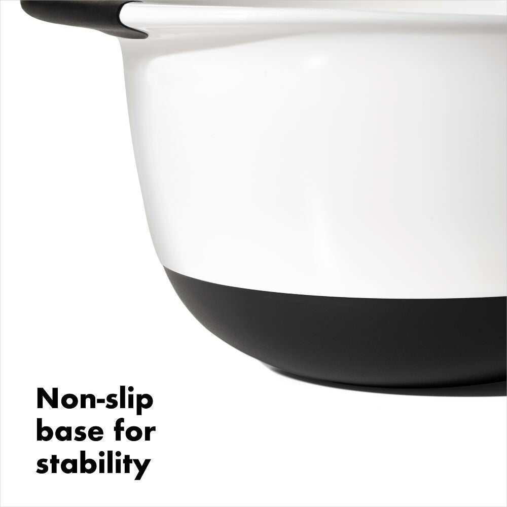 3 Quart Mixing Bowl G8