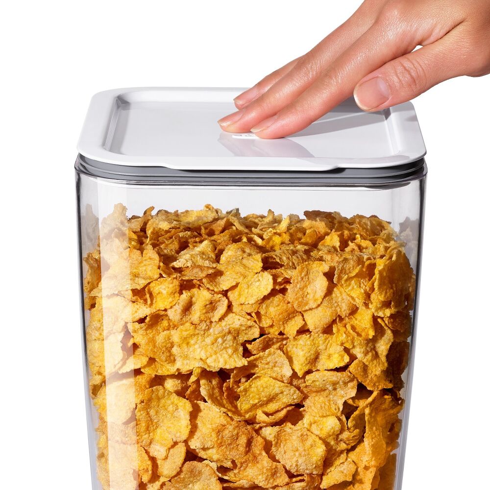 OXO Good Grips Countertop Cereal Dispenser H8