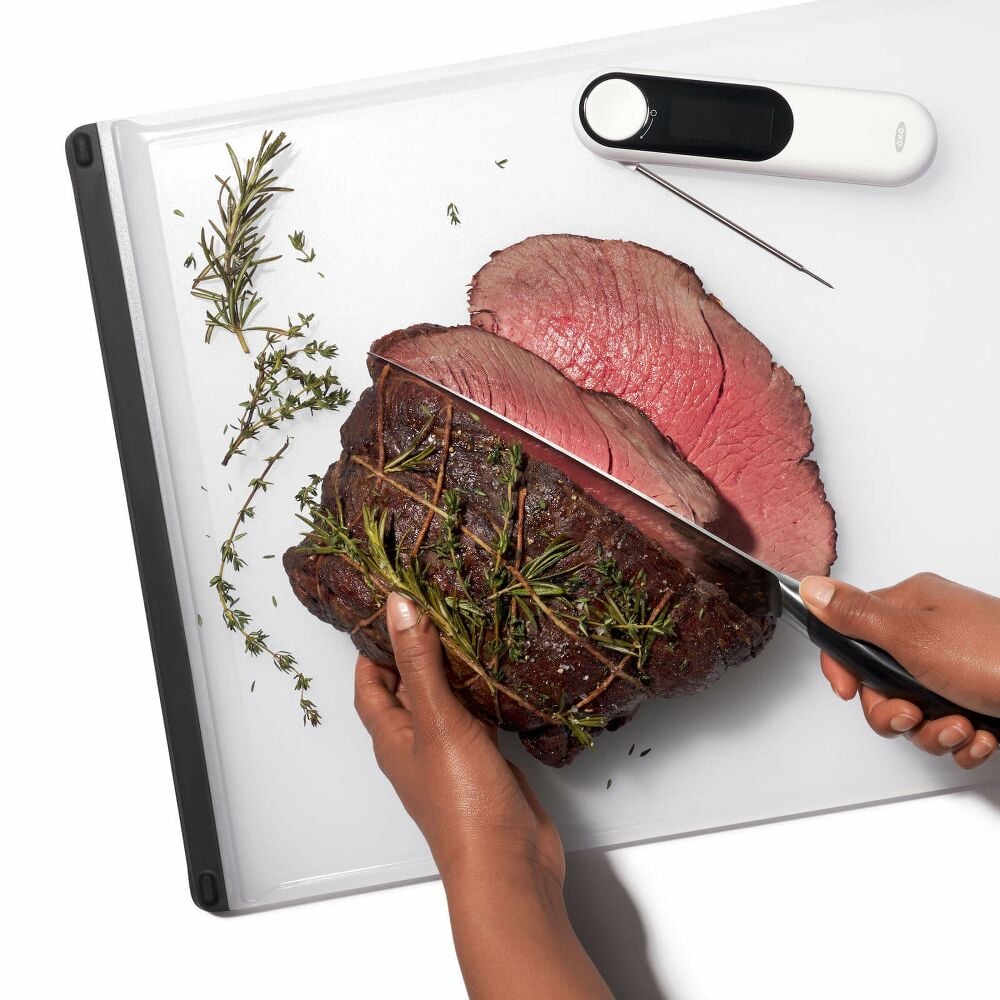 Carving and Cutting Board S2