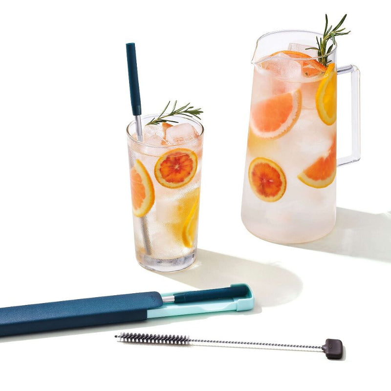 4-Piece Reusable Straw and Brush Set with Case Q6