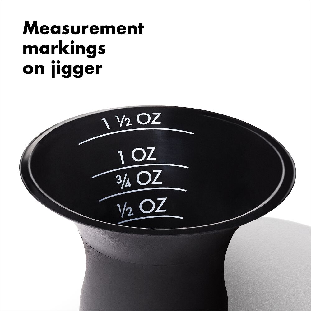 OXO Good Grips Plastic Cocktail Shaker- 20 oz/590 mL capacity X7