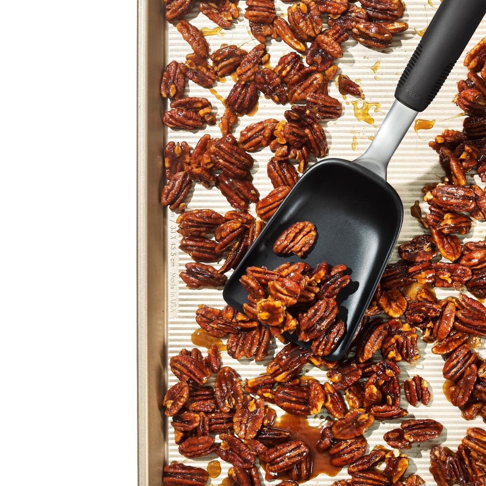 Sheet Pan Scoop H9