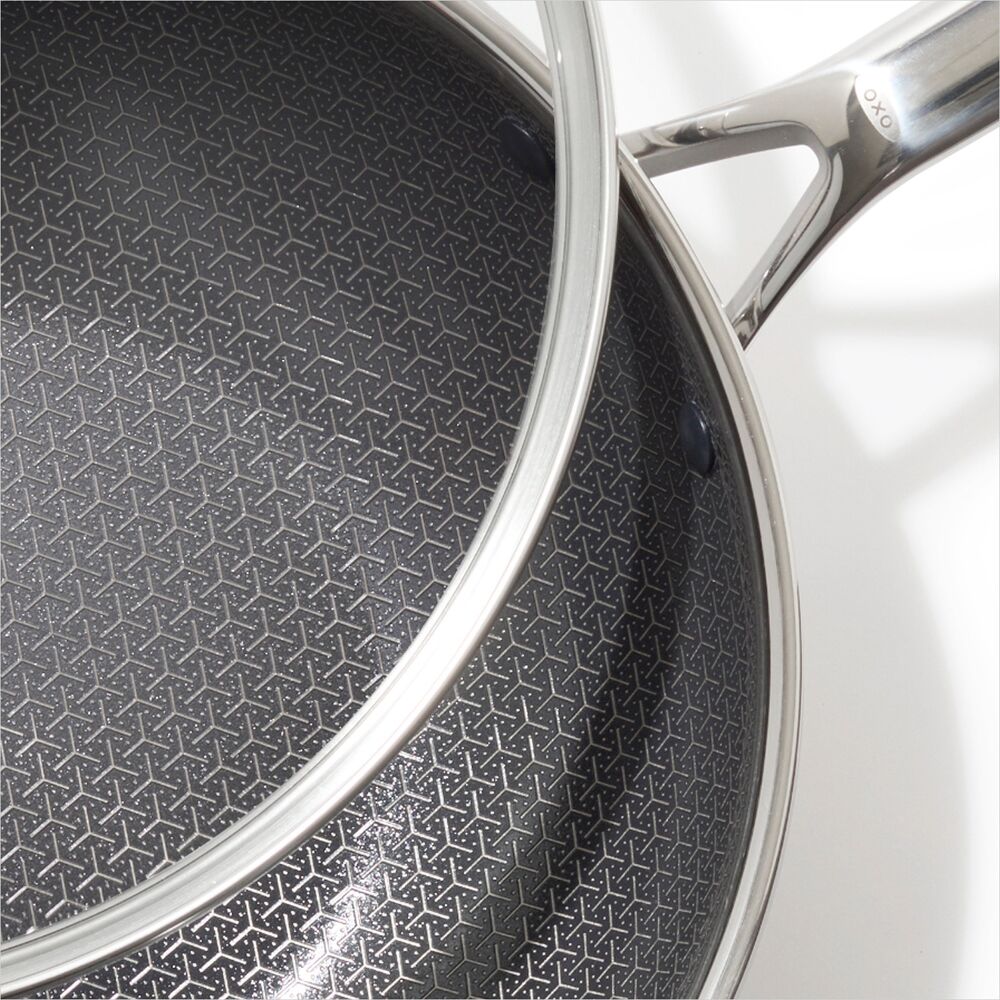 Trident Hybrid Non-Stick Stainless Steel 5 Qt Wok with Lid D1