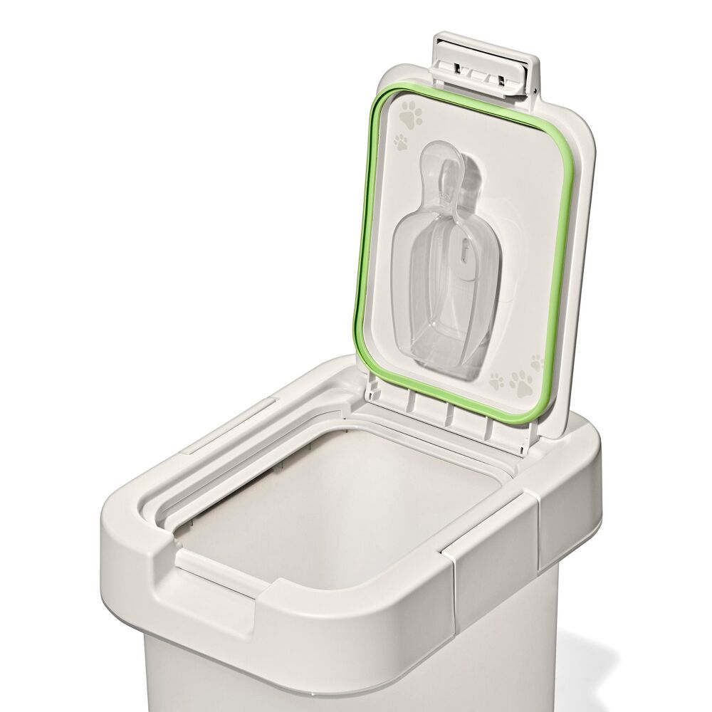 OXO Pet Airtight Food Container with Scoop — Small A0