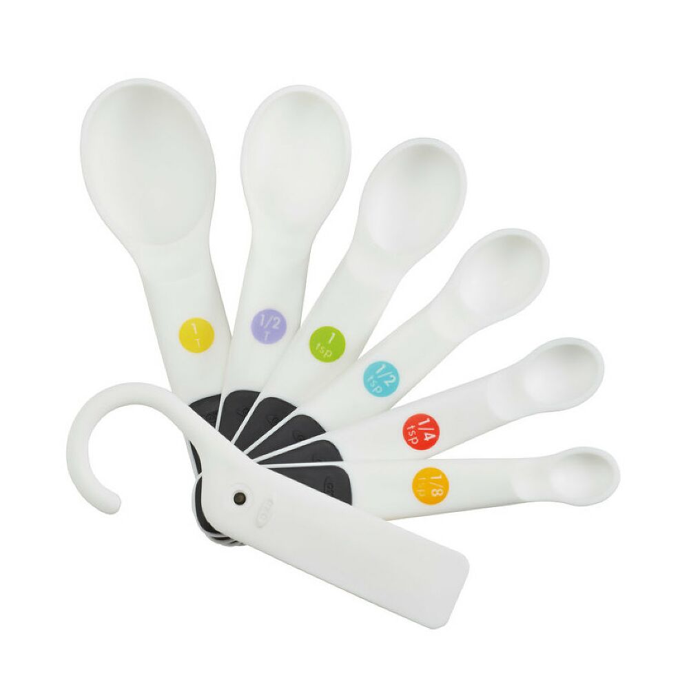 7 Piece Plastic Measuring Spoons - White O3